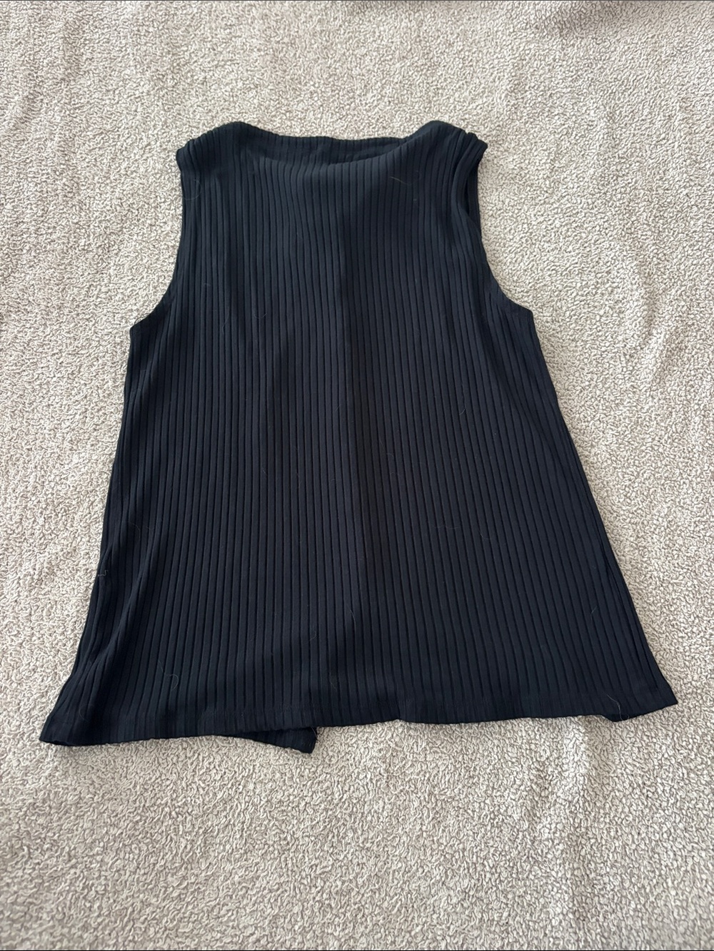 Abercrombie & Fitch Black Ribbed Button-Front Tank - Picture 2 of 2